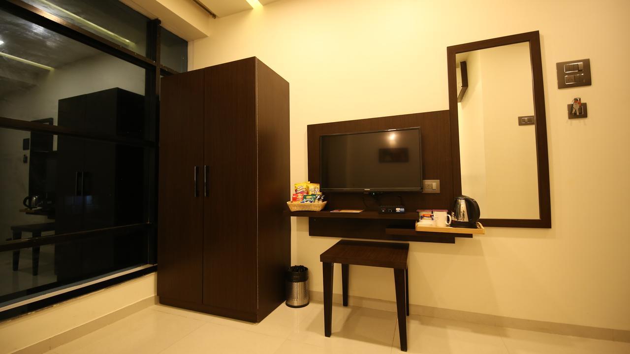 Mastiff Hotel Karwar By Othpl, Formerly Citrus Hotel Karwar Exteriör bild